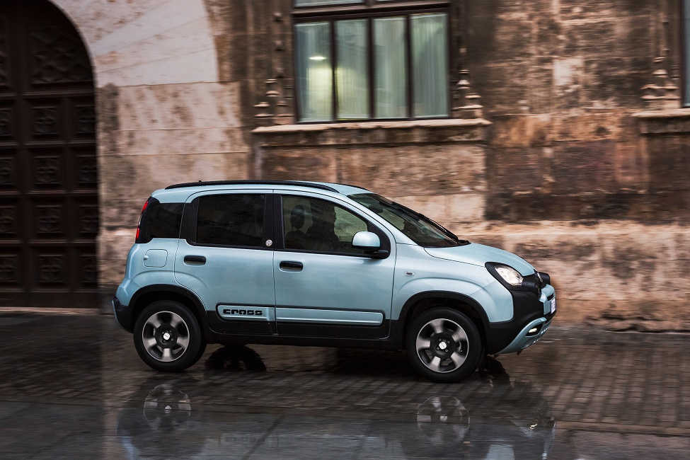Fiat-Panda-City-Cross-Hybrid-Launch-Edition-1